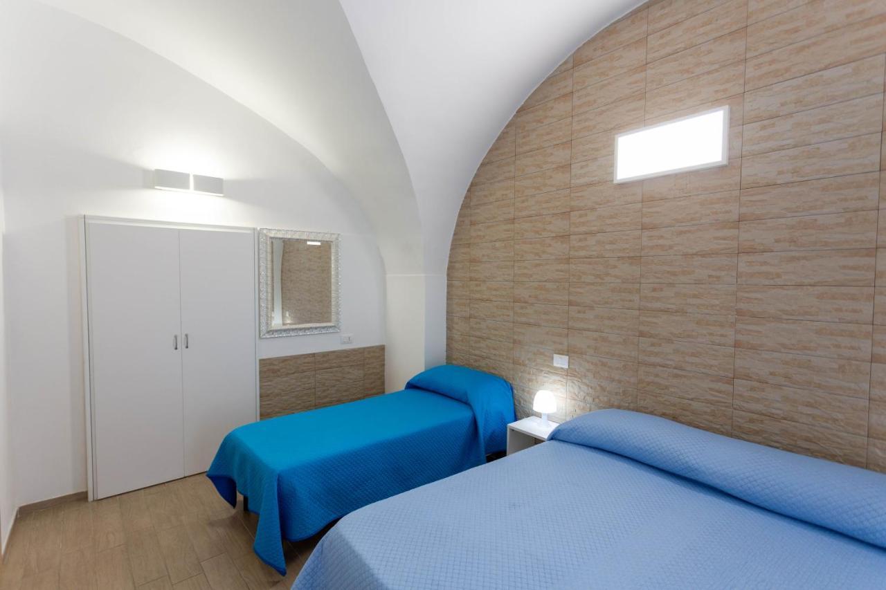 Z'Bass Rooms Термоли Экстерьер фото
